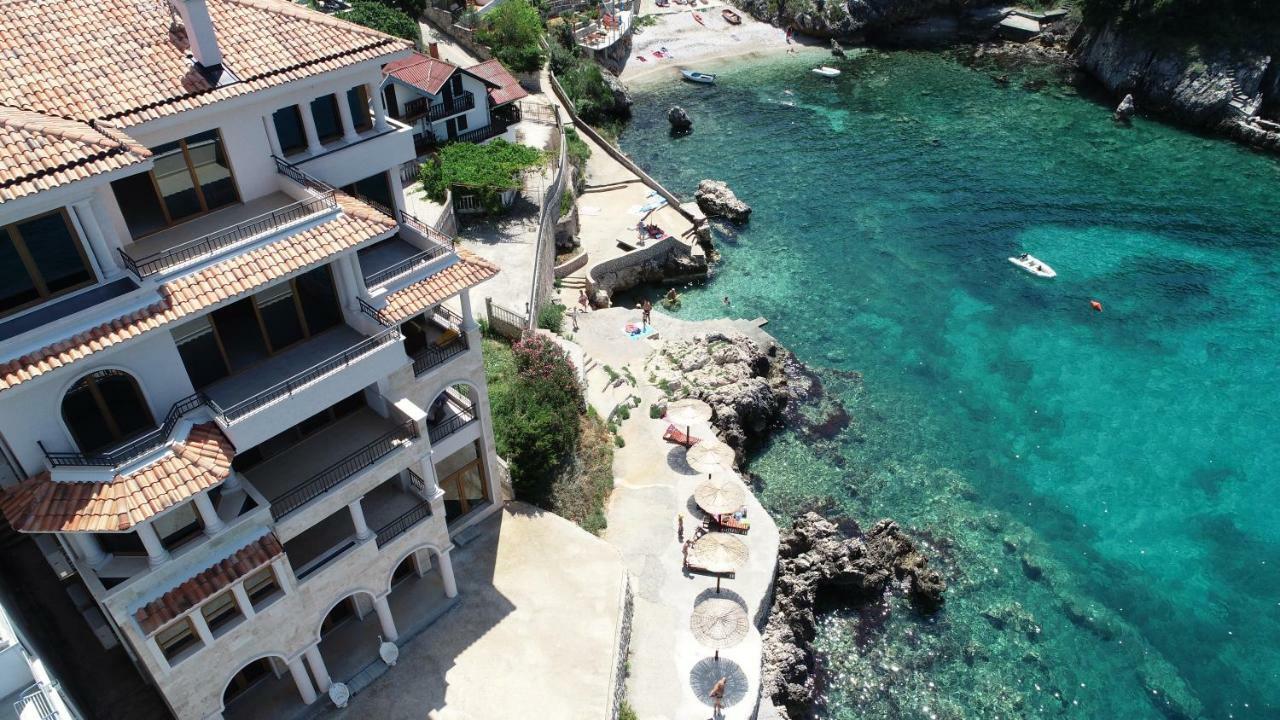 Regina Del Mare Hotel Bar Exterior foto
